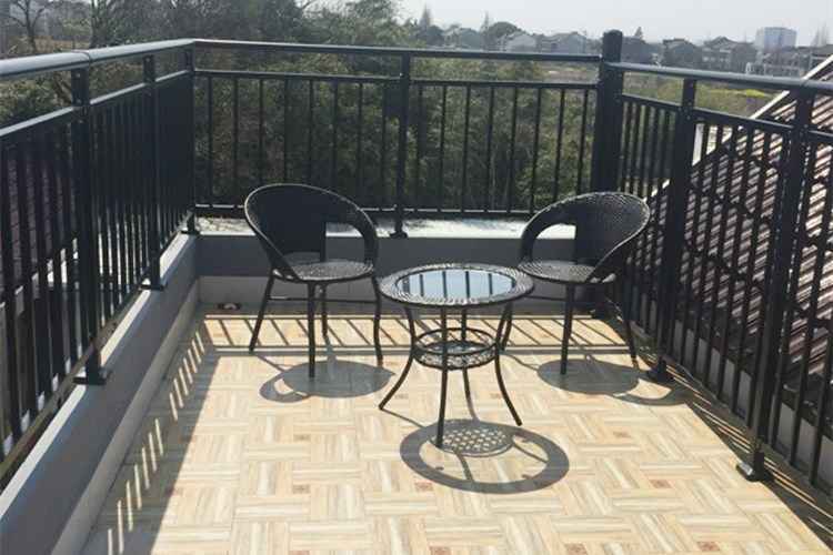阳台护栏
