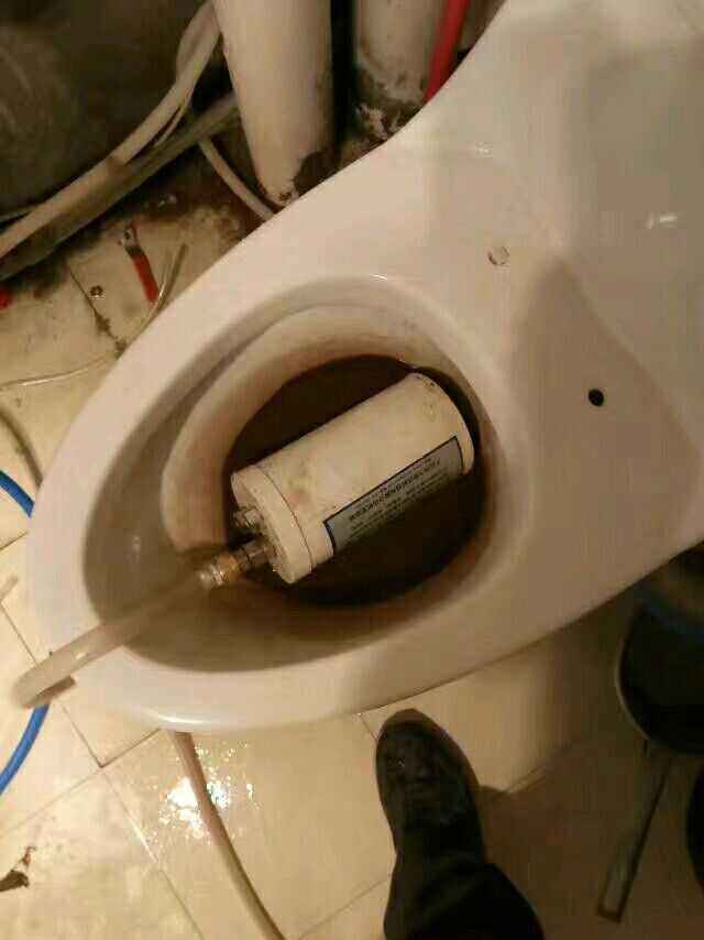 NjNWpJGpllG6.jpg