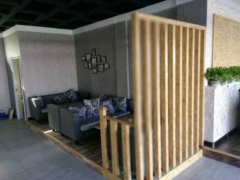 HnlkH5597QBK.jpg