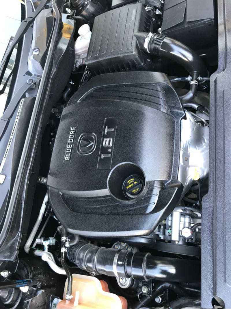 aom2Iaz2d5Lm.jpg