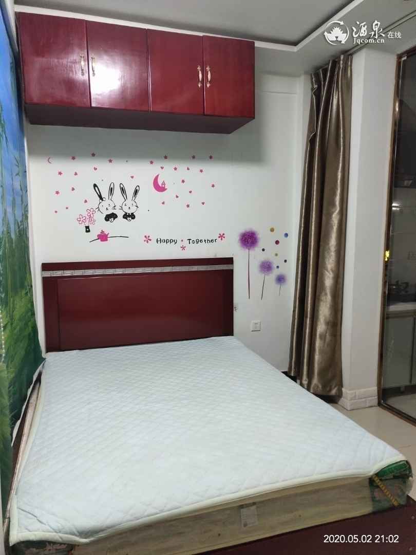 163833j0fii01jijra8abw.jpg