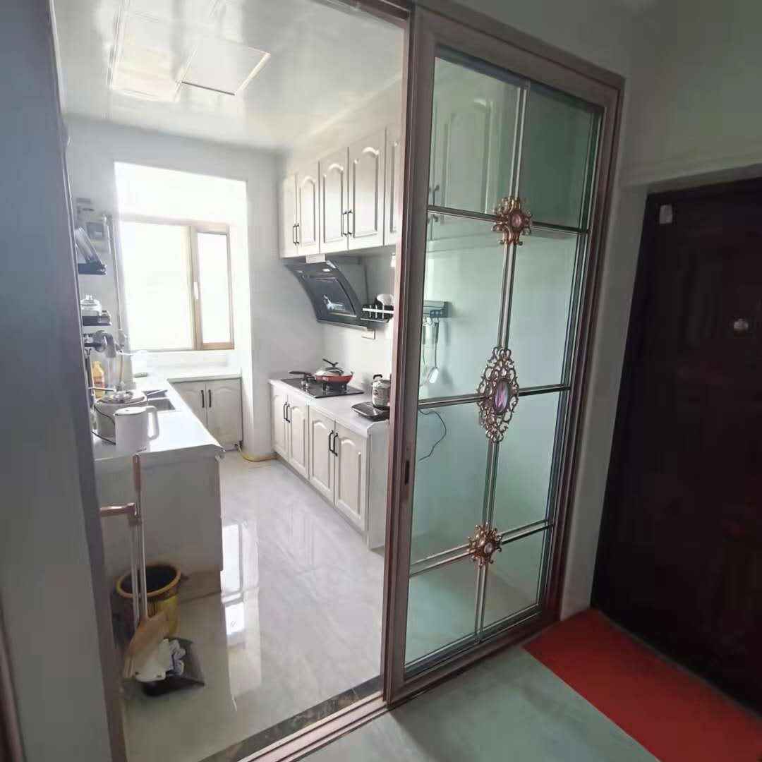 1177752720.jpg
