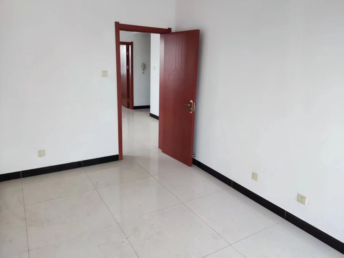 mmexport1757078626374.jpg